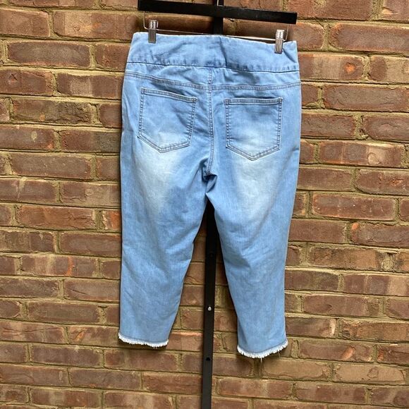 Slim-Sation by Multiples Denim Capri Jeans Size 6P - Picture 3 of 5